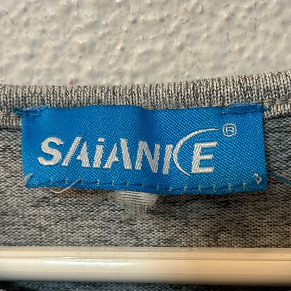 Saianice striped sleeve top size large - Picture 3 of 4